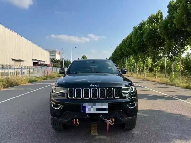 菏泽21年Jeep大切诺基1
