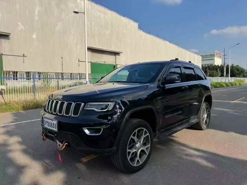 菏泽21年Jeep大切诺基3