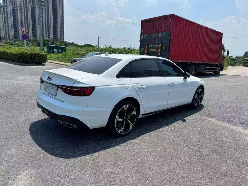 苏州24年奥迪A4L9
