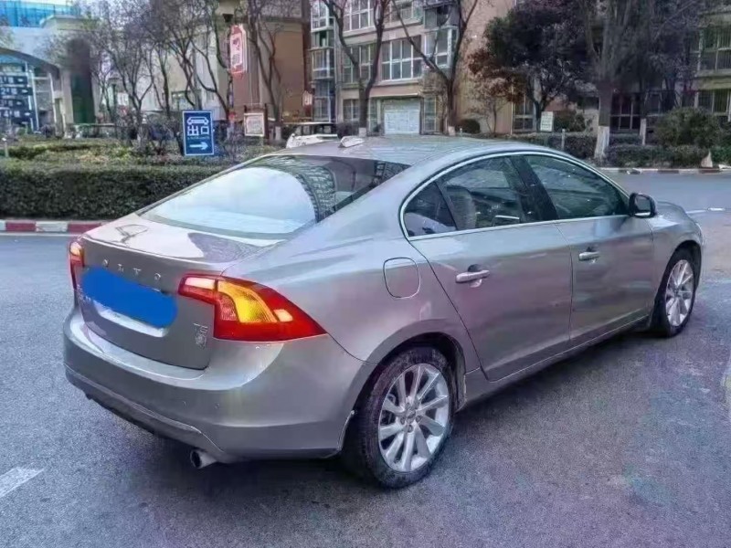 安阳14年沃尔沃S60L7
