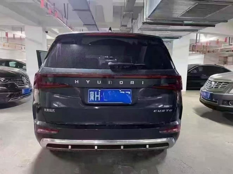 安阳24年现代库斯图8
