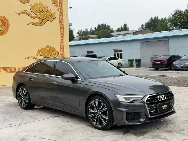 青岛22年奥迪A6L3