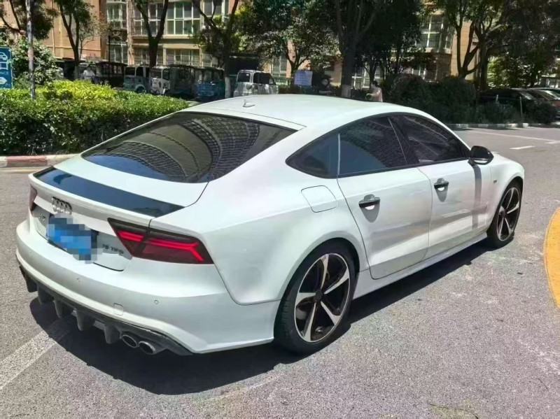 安阳18年奥迪A7L9