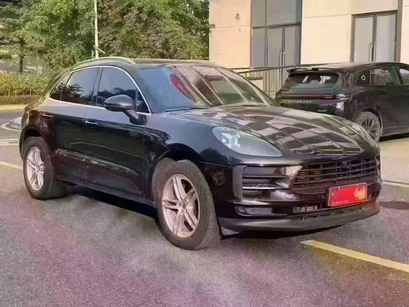 广州19年保时捷Macan3
