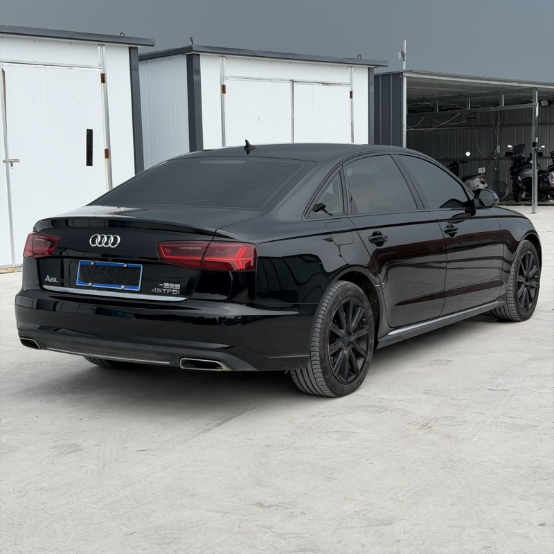 新乡17年奥迪A6L9