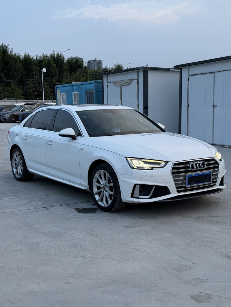 新乡19年奥迪A4L2