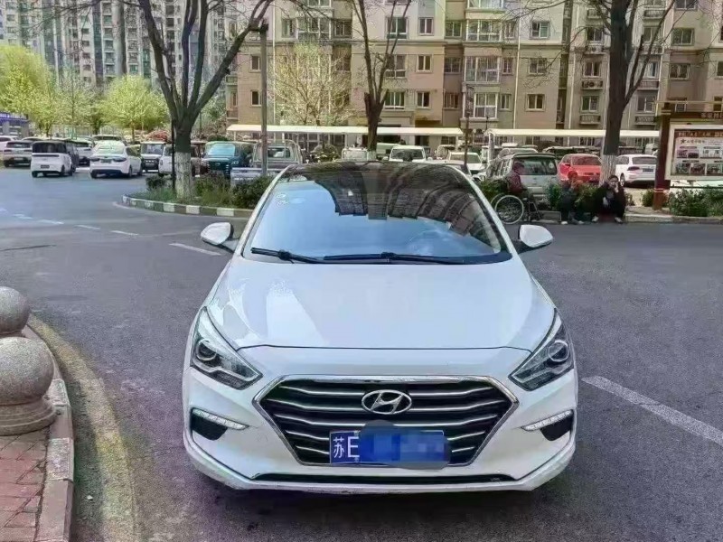 安阳17年现代名图1