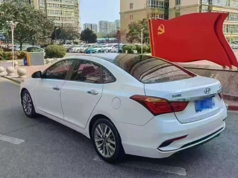 安阳17年现代名图7
