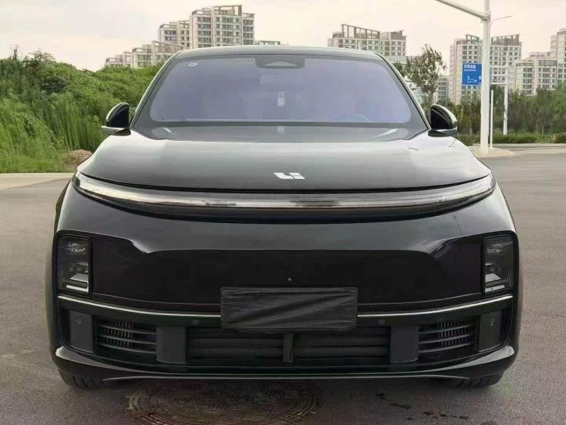 保定24年理想L71