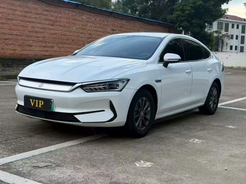 钦州22年比亚迪秦2
