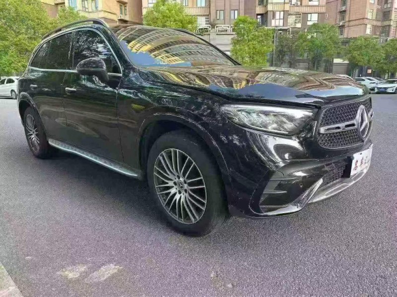 宜昌25年奔驰GLC2