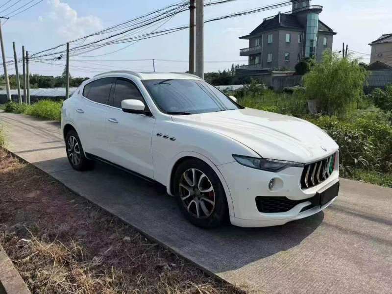 嘉兴18年玛莎拉蒂Levante3