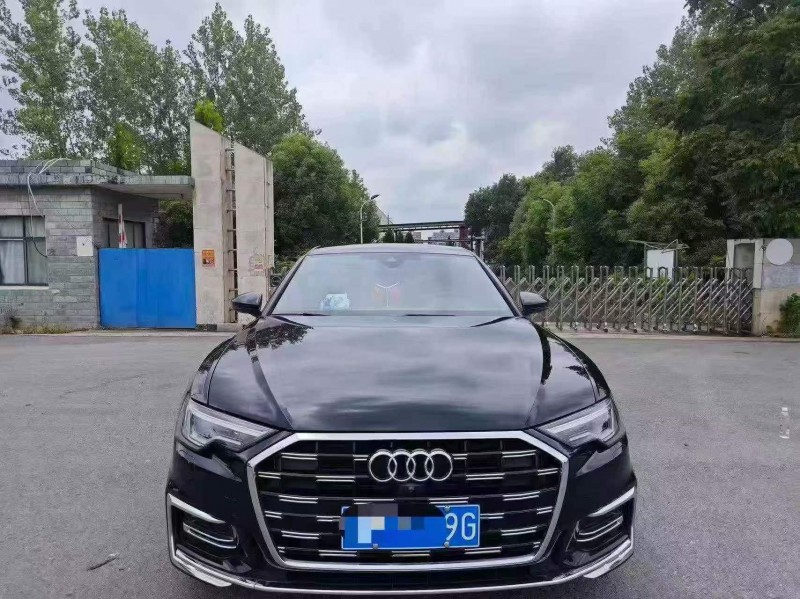 张家界23年奥迪A6L1