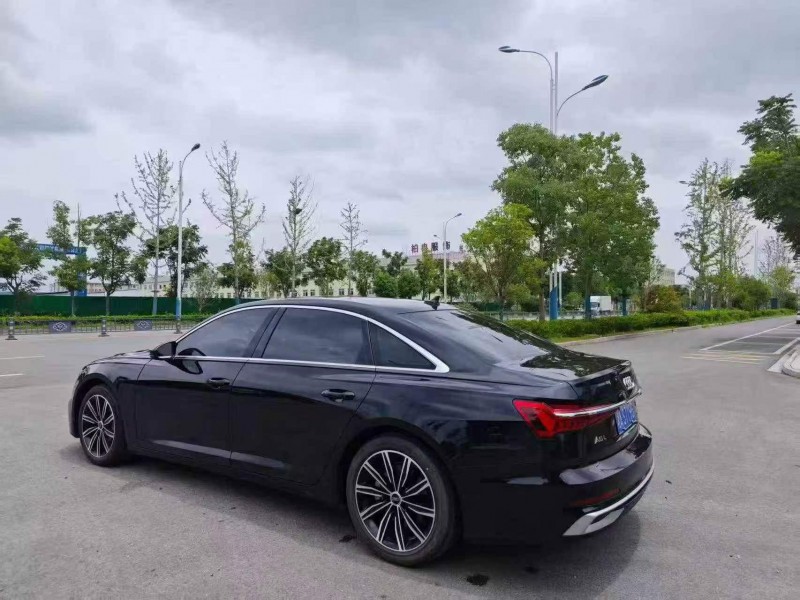 张家界23年奥迪A6L7