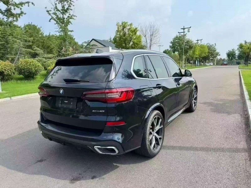 东营21年宝马X59