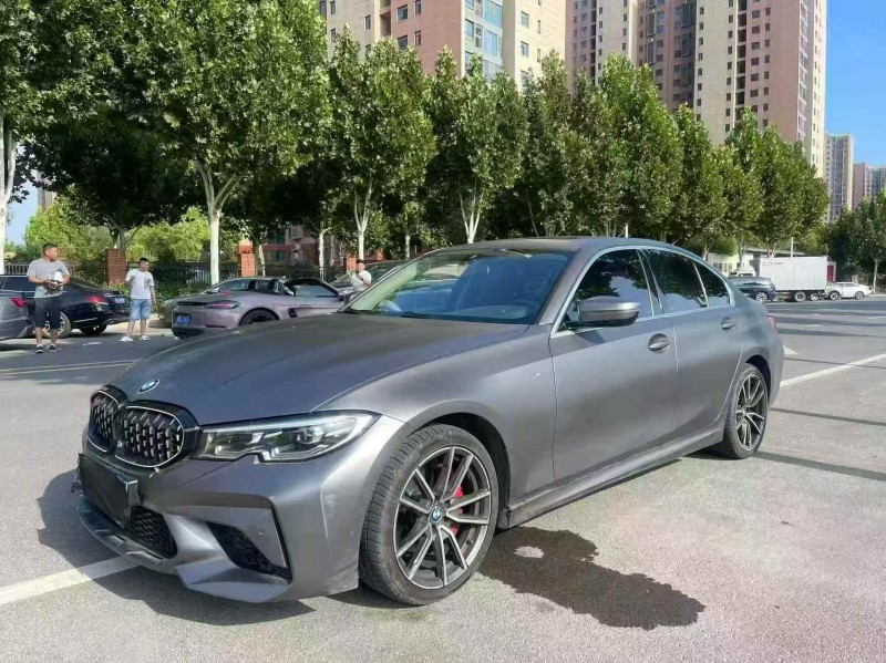 新乡20年宝马3系9
