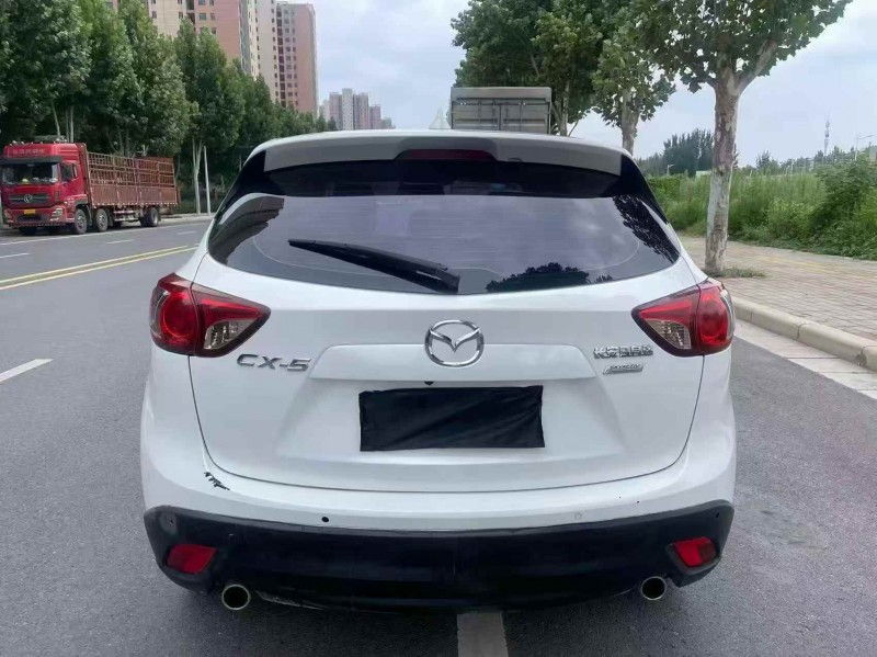 新乡16年马自达CX-57