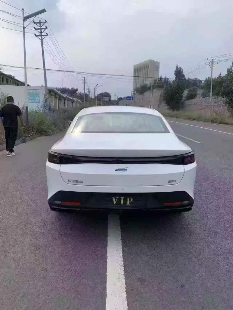 邯郸25年长安汽车欧尚8