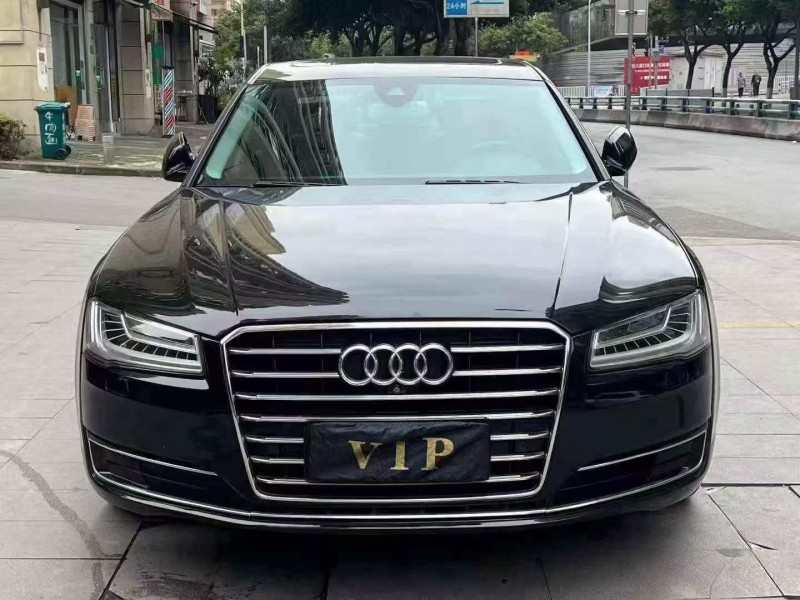 重庆17年奥迪A8L1