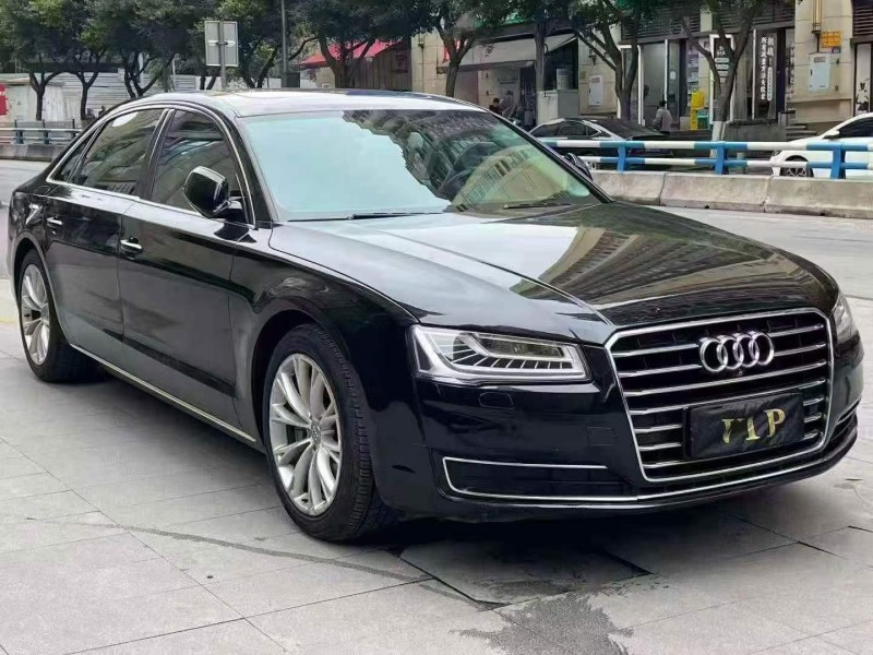 重庆17年奥迪A8L2