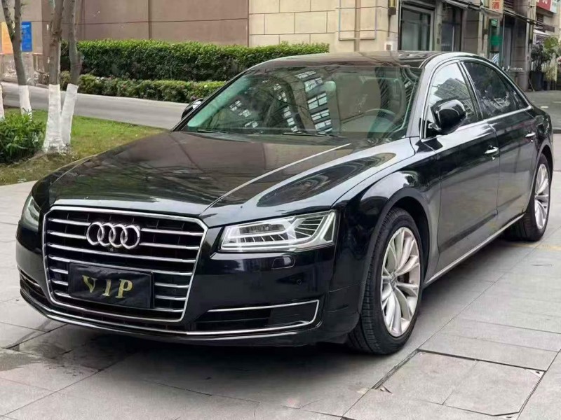 重庆17年奥迪A8L3