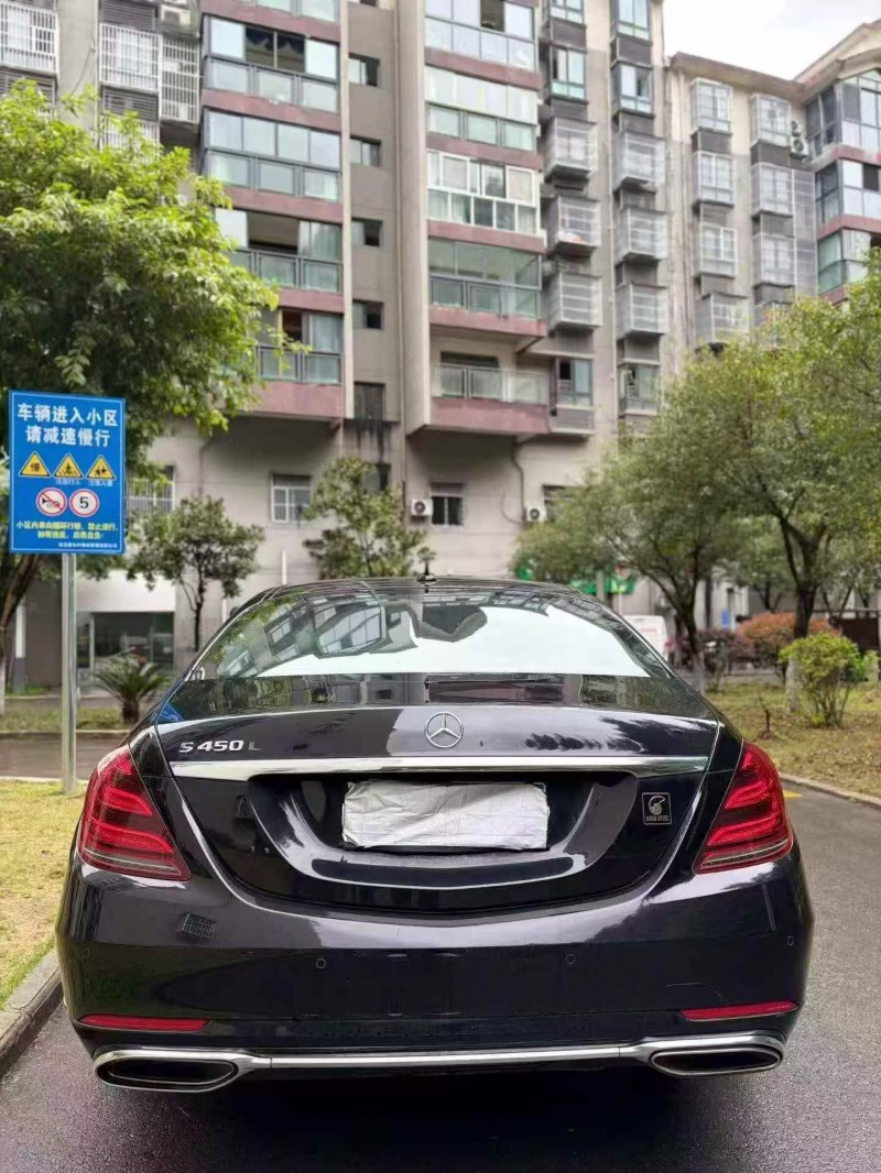 重庆19年奔驰S8