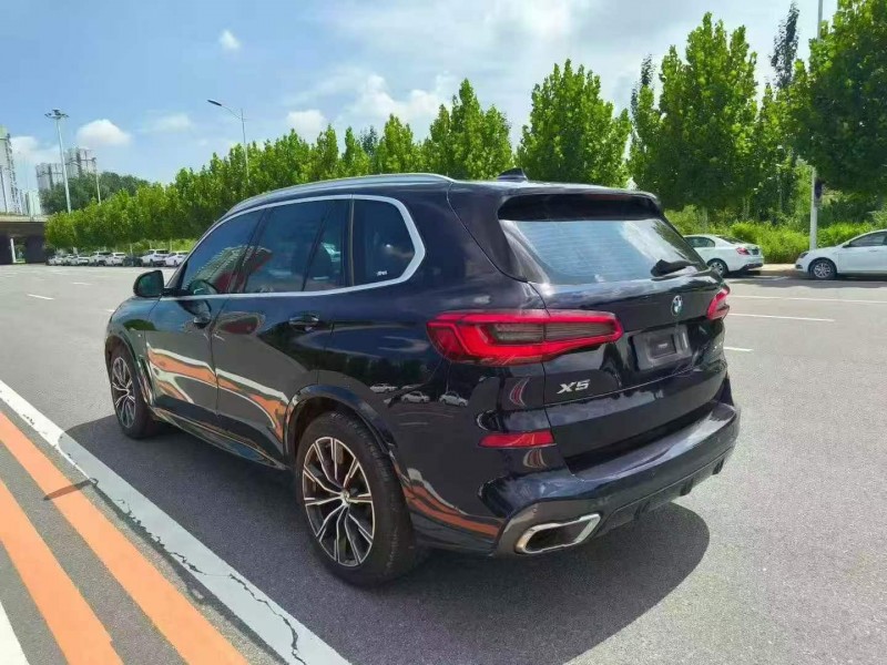 张家口20年宝马X58