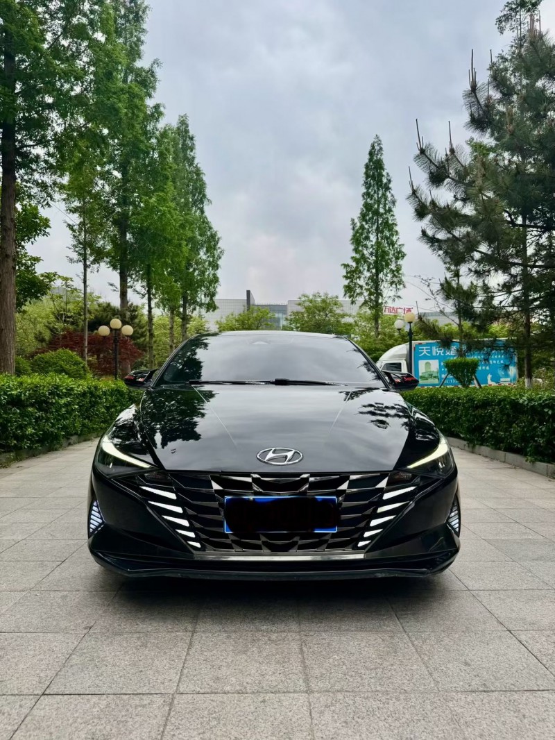 烟台22年现代伊兰特1