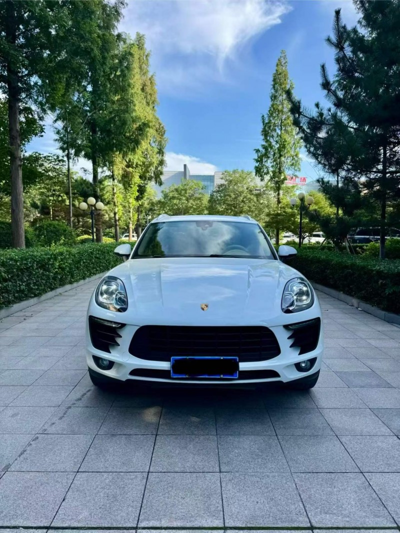 烟台16年保时捷Macan1