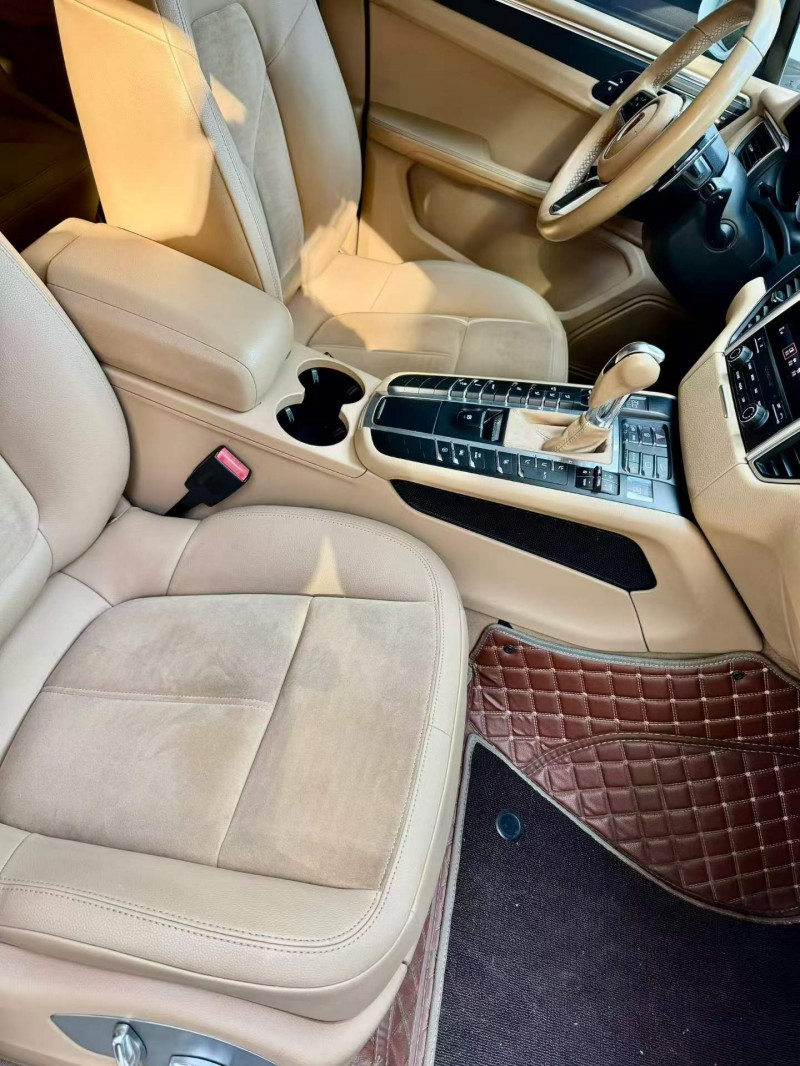 烟台16年保时捷Macan4