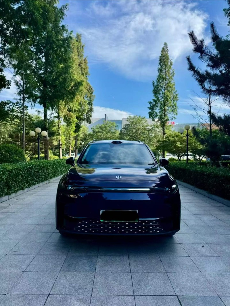 烟台25年零跑汽车C161