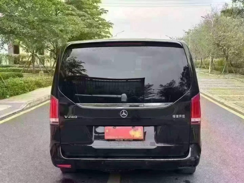 广州22年奔驰V5