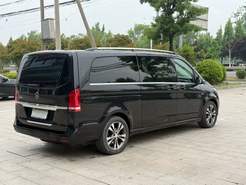 徐州17年奔驰V9