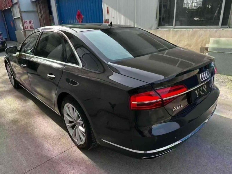 潍坊17年奥迪A8L8