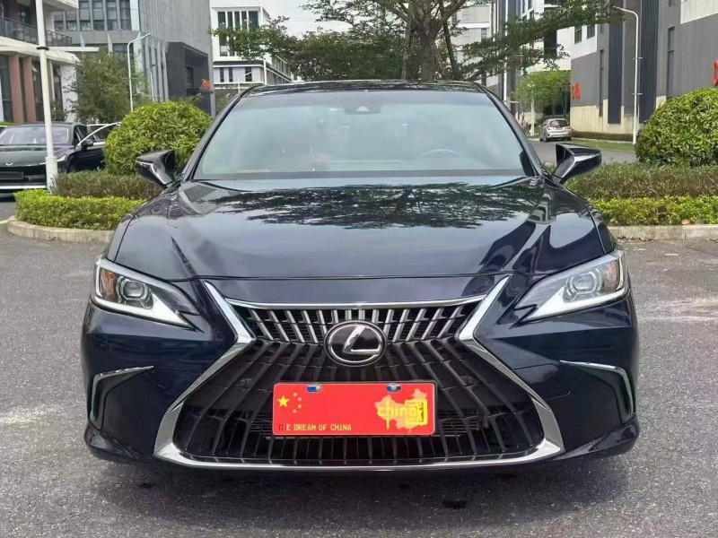 广州23年雷克萨斯ES1