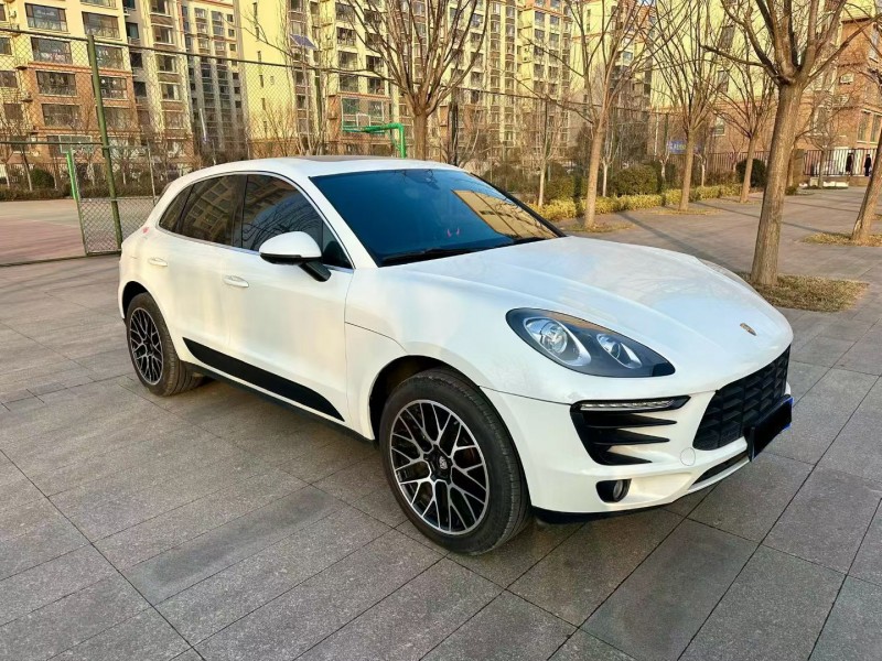 临沂17年保时捷Macan3