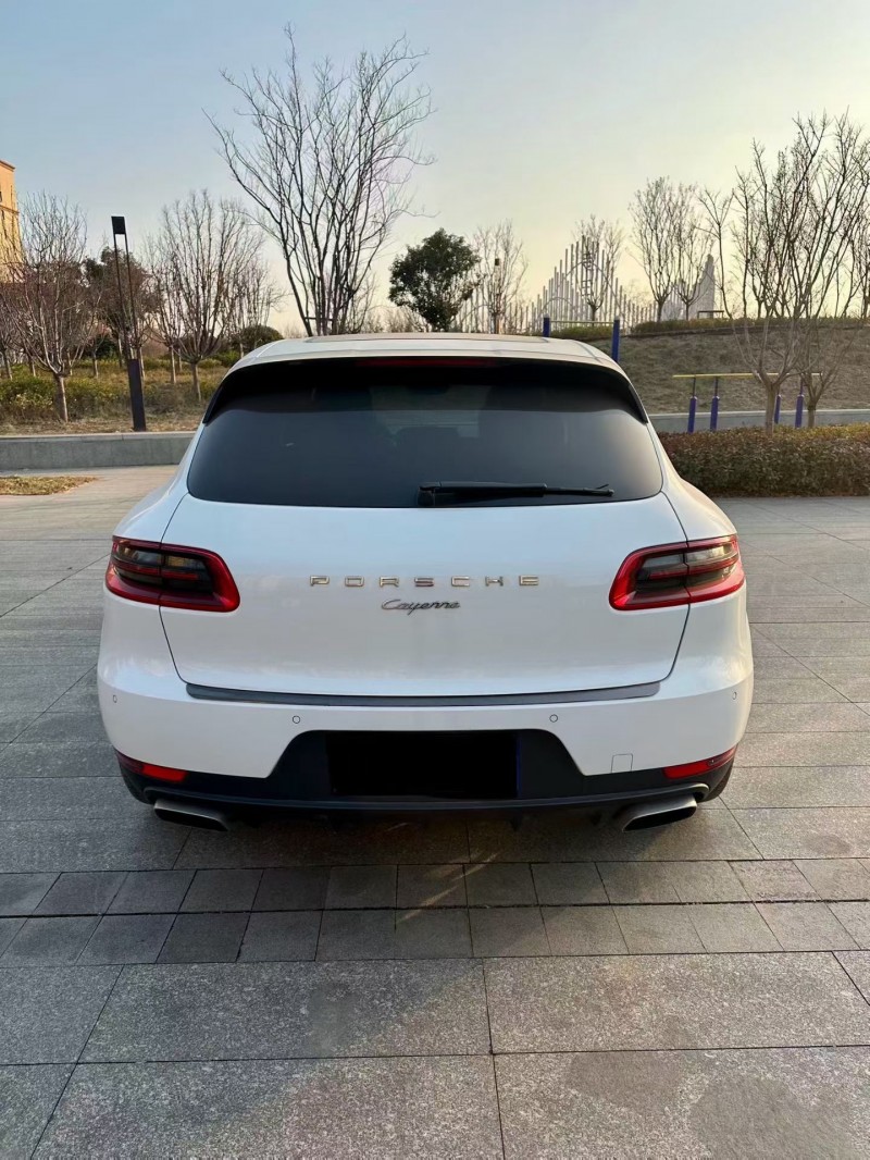 临沂17年保时捷Macan9