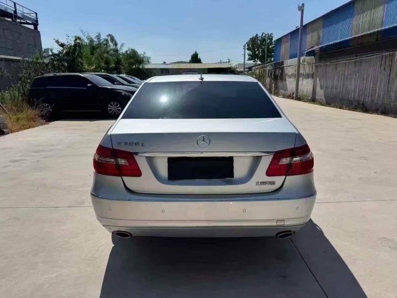 东营13年奔驰E9