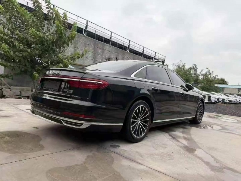 烟台20年奥迪A8L7