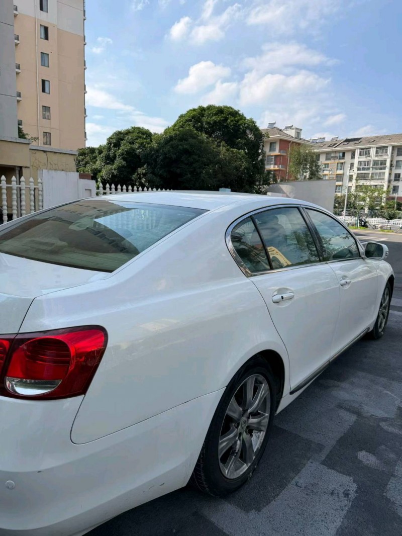 常州09年雷克萨斯GS5