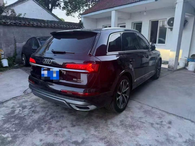 常州21年奥迪Q79