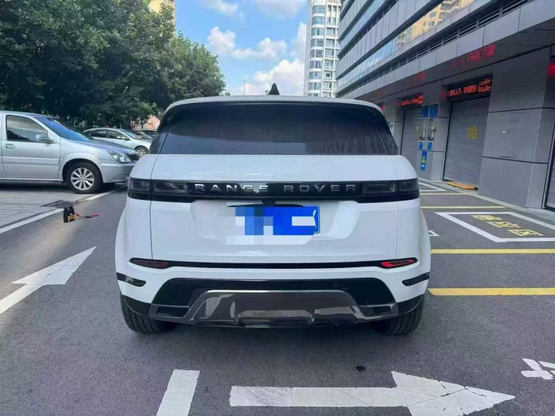 淮南21年路虎极光9