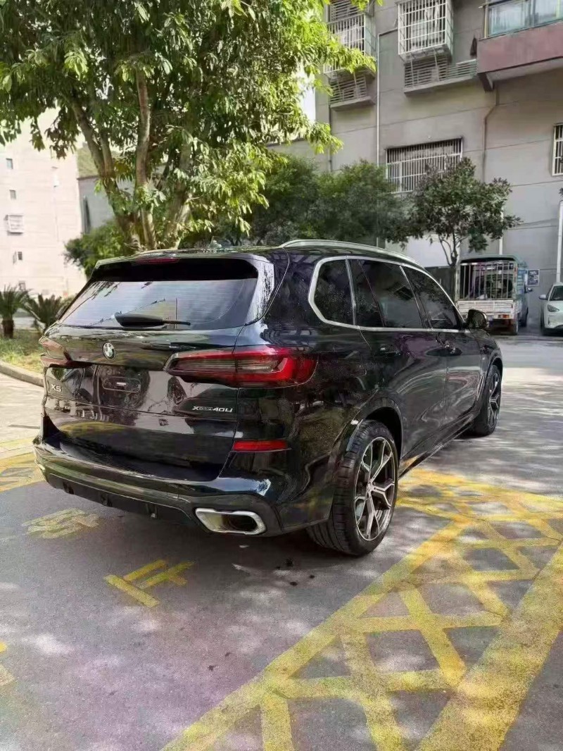 重庆23年宝马X58
