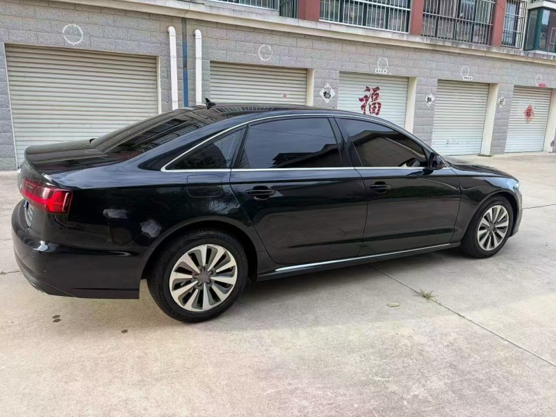 青岛16年奥迪A6L8