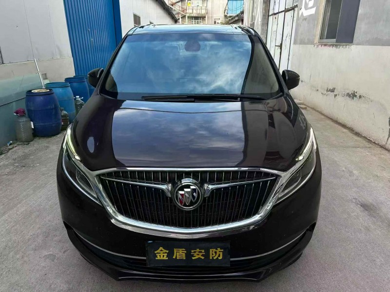 潍坊17年别克GL81