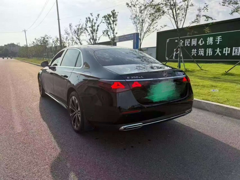 广州25年奔驰E8