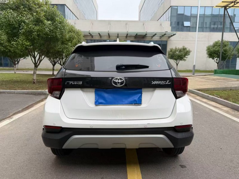 徐州20年丰田YARiS L 致炫9