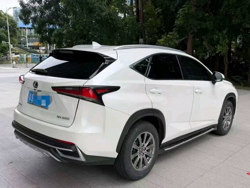深圳19年雷克萨斯NX7