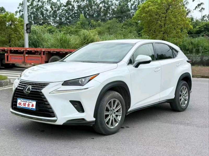 广州18年雷克萨斯NX3