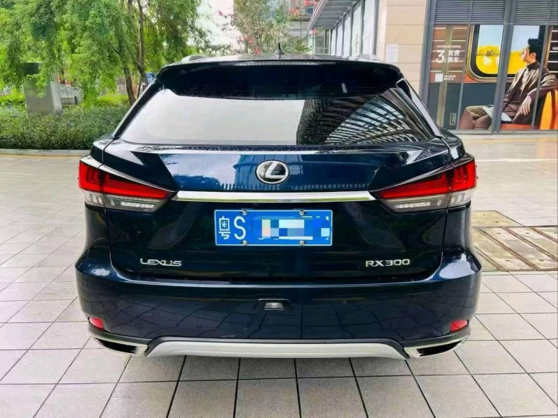 深圳23年雷克萨斯RX8